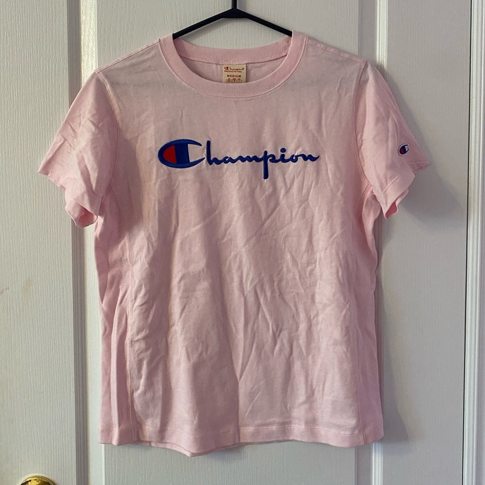 CHAMPION women’s pink logo t-shirt size medium